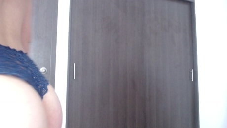 Andrehita_  08-04-2022